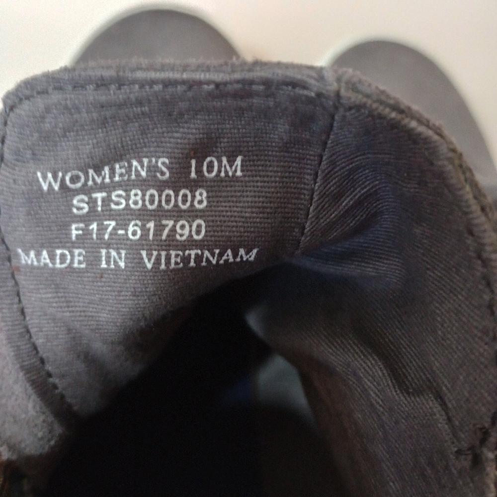 Sperry Crest Lug Zone Booties Gray Suede Size 10 M Women's - Picture 4 of 8